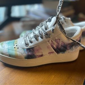 Jimmy Choo Hawaiian tie dye oasis